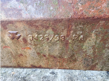 Asis un rezerves daļas Massey Ferguson 3125, 3645, 3670, 3635, Front Axle Complete 3428419m92: foto 5