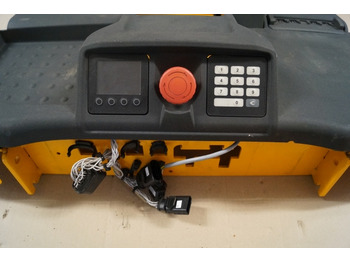 Kabīne un interjers - Iekraušanas tehnika Jungheinrich 51343941 | Battery cover complete with cover 51302942 , display KD: foto 2