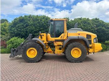 Riteņu iekrāvējs VOLVO L120H