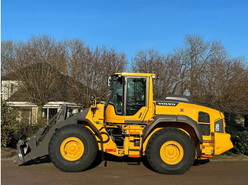 Riteņu iekrāvējs VOLVO L120H
