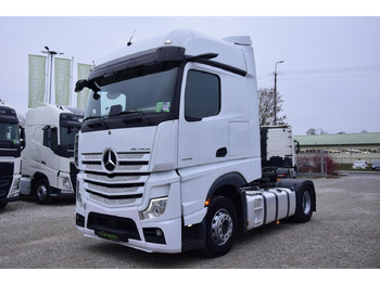 Vilcējs MERCEDES-BENZ Actros 1845