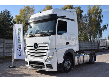 Vilcējs MERCEDES-BENZ Actros 1845