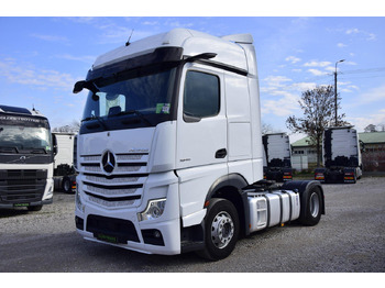 Vilcējs MERCEDES-BENZ Actros 1845