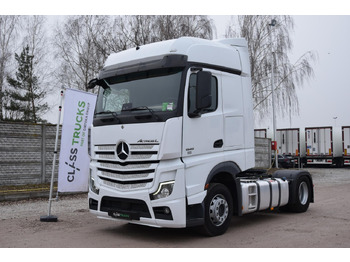 Vilcējs MERCEDES-BENZ Actros 1845