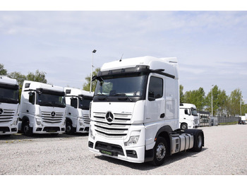 Vilcējs MERCEDES-BENZ Actros 1845