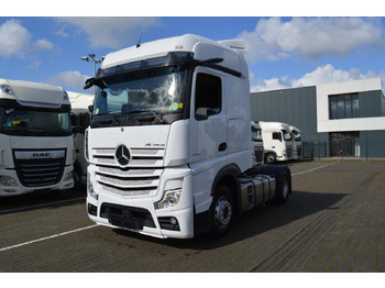 Vilcējs MERCEDES-BENZ Actros 1845