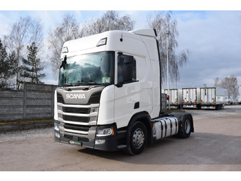 Vilcējs SCANIA R 450
