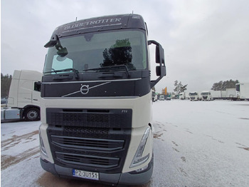 Vilcējs Volvo FH 500 Globetrotter XL: foto 2