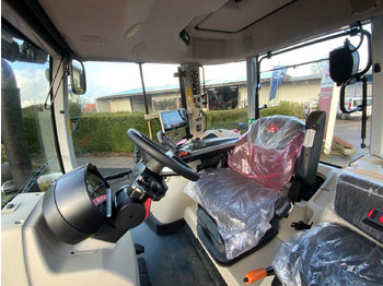 Jaunā Traktors Massey Ferguson MF 7S.180 DYNA-VT: foto 4