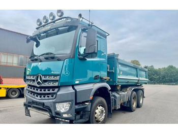 Kravas automašīna pašizgāzējs MERCEDES-BENZ Arocs 2646