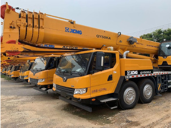 Autoceltnis XCMG QY50KA