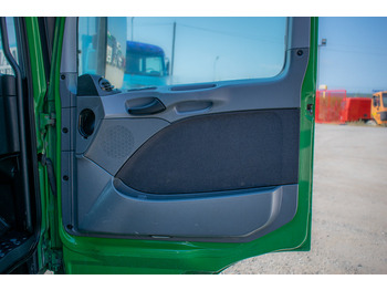 Durvis un rezerves daļas MERCEDES-BENZ Actros