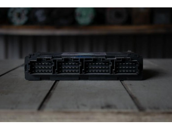 Elektroniskais vadības bloks (ECU) - Kravas automašīna MERCEDES-BENZ CPC/FR - A0014465402: foto 2 Elektroniskais vadības bloks (ECU) - Kravas automašīna MERCEDES-BENZ CPC/FR - A0014465402: foto 2