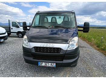 Šasija kravas automašīna Iveco 35C13, 35C12, 35C14, 35C15: foto 2 Šasija kravas automašīna Iveco 35C13, 35C12, 35C14, 35C15: foto 2