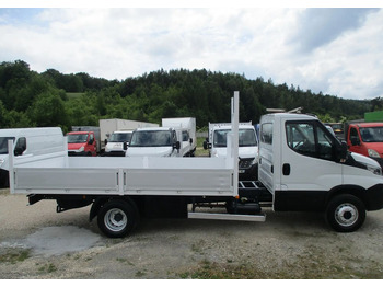 Bortu kravas automašīna/ Platforma Iveco Daily 3.0 na bliźniaku 70C18 skrzynia, laweta, rama, HDS, 70-180 kiper: foto 3