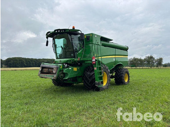 Labības kombains JOHN DEERE S690