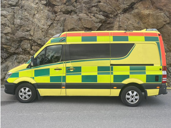 Ātrās palīdzības mašīna Mercedes-Benz Sprinter 319 - AMBULANCE / Krankenwagen: foto 5