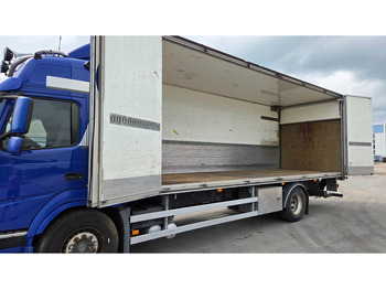 Kravas automašīna ar slēgto virsbūvi Volvo FM330 4X2: foto 5