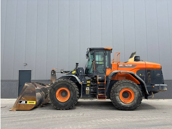 Riteņu iekrāvējs DOOSAN DL420