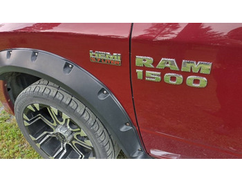 Pikaps Dodge RAM 1500 5,7 hemi: foto 5 Pikaps Dodge RAM 1500 5,7 hemi: foto 5