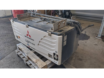 Dzinējs - Kravas automašīna Mitsubishi TU100 SAEM Multi kylmäkone: foto 2