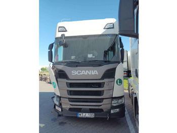 Vilcējs SCANIA R 460