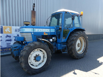Traktors FORD