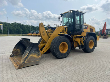 Riteņu iekrāvējs CATERPILLAR 926M