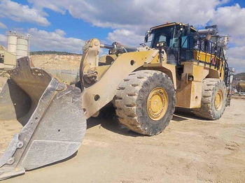 Riteņu iekrāvējs CATERPILLAR 988K