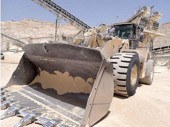 Riteņu iekrāvējs CATERPILLAR 988K