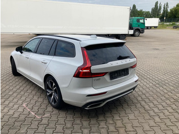 Vieglā automašīna Volvo V60 T6 AWD R-Design Expression Recharge Plug-In: foto 3