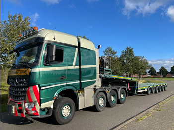 Puspiekabe zema profila platforma NOOTEBOOM