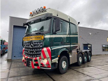 Vilcējs MERCEDES-BENZ Arocs