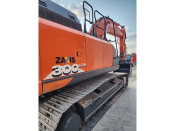 Kāpurķēžu ekskavators HITACHI ZX300LCN-6: foto 4