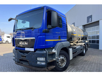 Autocisterna MAN TGS 26.400