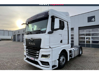 : fotogrāfija galvenē