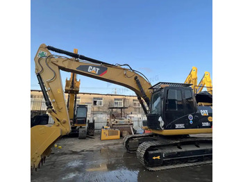 Ekskavators CATERPILLAR 320D