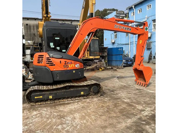 Kāpurķēžu ekskavators HITACHI ZX55
