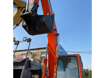Kāpurķēžu ekskavators DOOSAN DH60