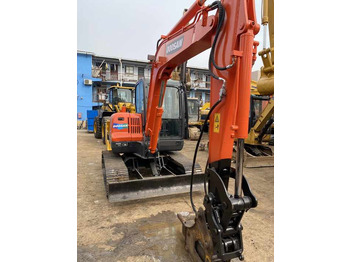 Kāpurķēžu ekskavators Awesome Performance Korea Imported Small Scale Used Doosan Dx60 Excavator in Shanghai: foto 2