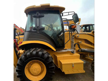 Ekskavators-iekrāvējs CATERPILLAR 420F