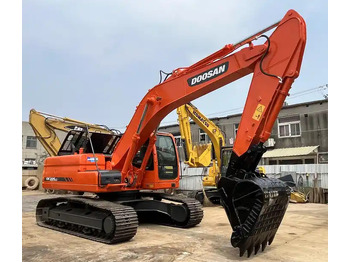 Kāpurķēžu ekskavators DOOSAN DX225LCA