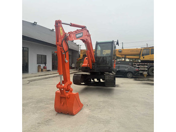 Kāpurķēžu ekskavators DOOSAN DX60