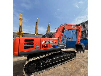 Kāpurķēžu ekskavators HITACHI ZX200