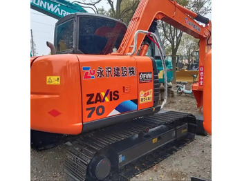 Kāpurķēžu ekskavators HITACHI ZX70