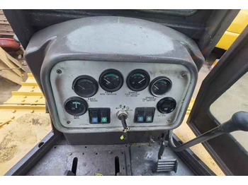 Buldozers Original Japan Imported Caterpillar D7R Bulldozer Japan Original Cat D7G D7R D9n D8r Used Bulldozers: foto 5