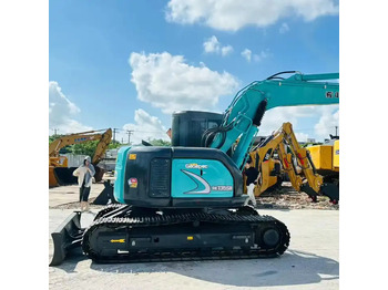 Kāpurķēžu ekskavators KOBELCO