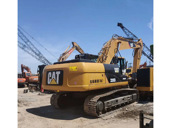 Kāpurķēžu ekskavators CATERPILLAR 320D