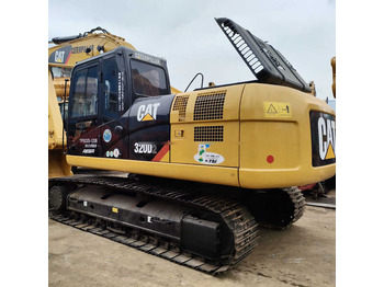 Kāpurķēžu ekskavators CATERPILLAR 320D2