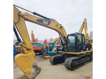 Kāpurķēžu ekskavators CATERPILLAR 312D2